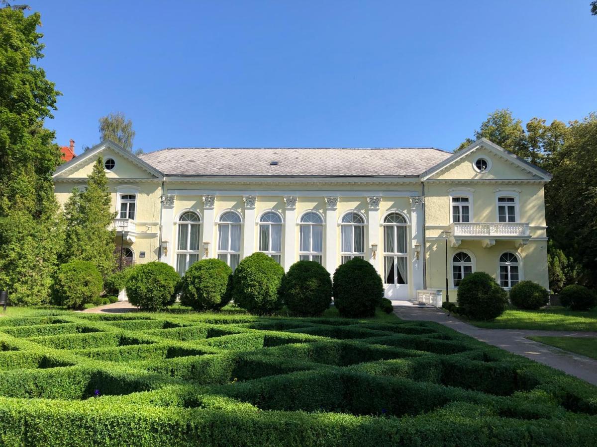 Appartamento Jodla I Modrzew Jelenia Góra Esterno foto